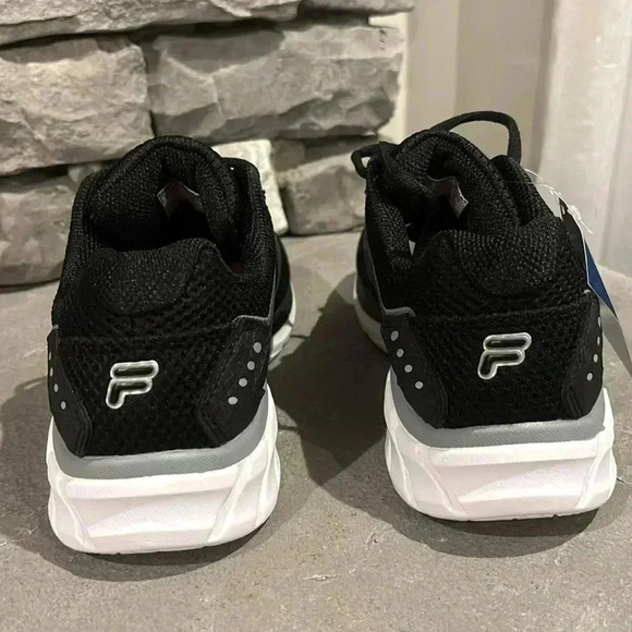 FILA Maranello 21 Air Mesh memory foam, lace up sneakers,athletic walking,casual - Picture 4 of 9